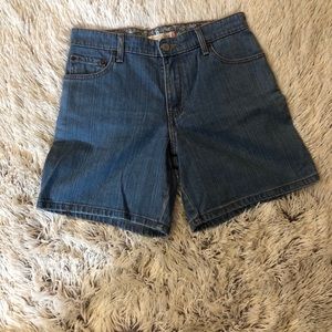 Levi mom shorts